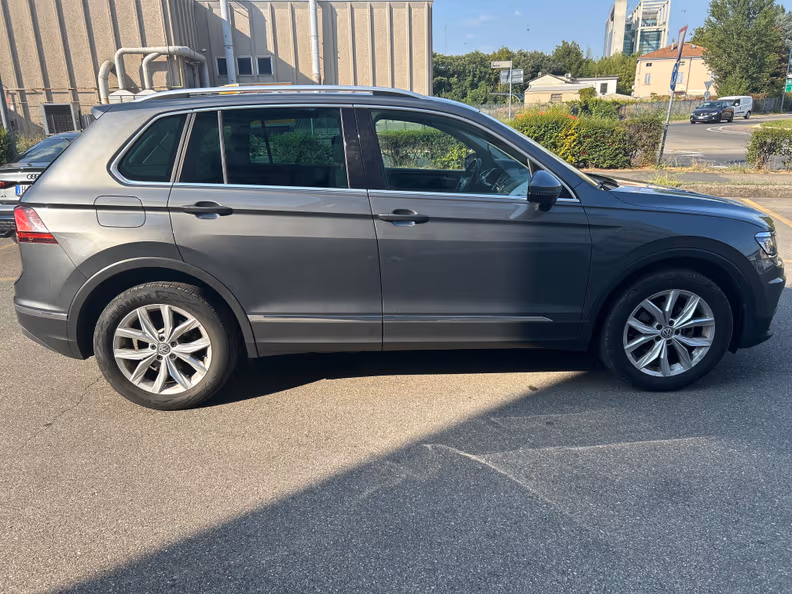 Volkswagen Tiguan - 7