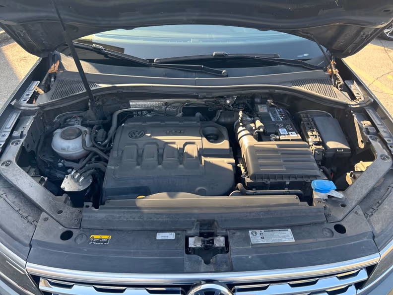 Volkswagen Tiguan - 27