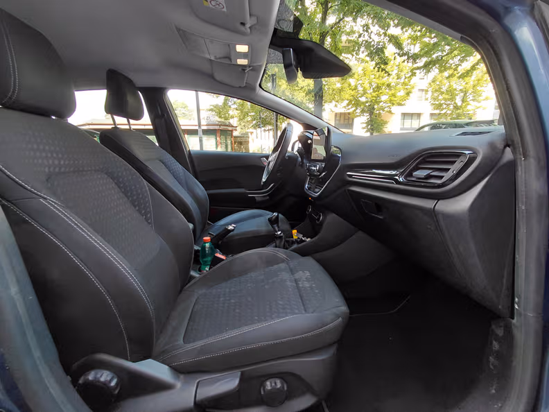 Ford Fiesta - 12