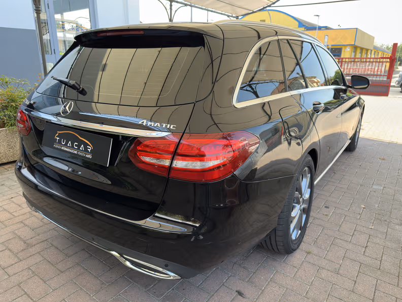 Mercedes-Benz C-Class - 4