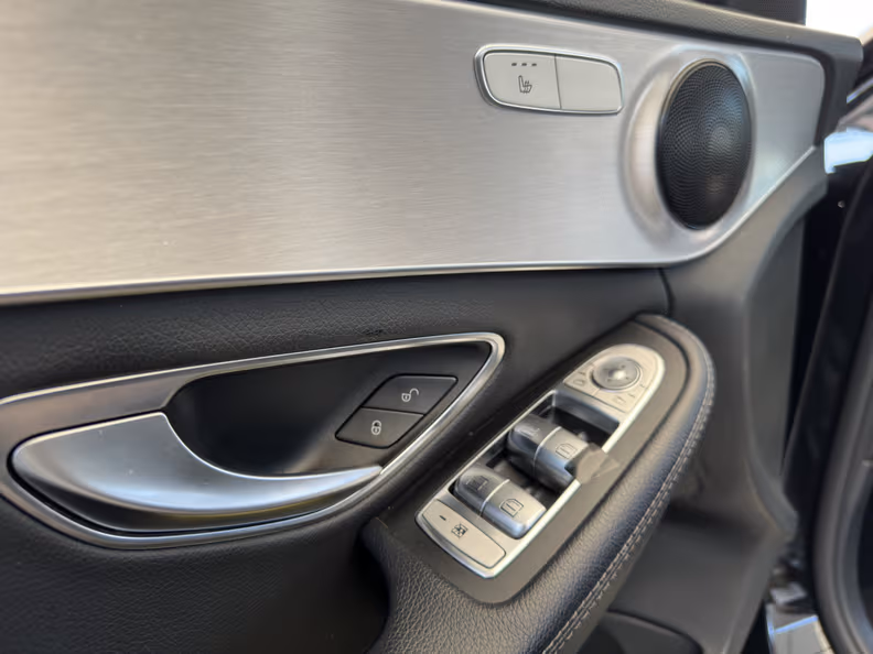 Mercedes-Benz C-Class - 15