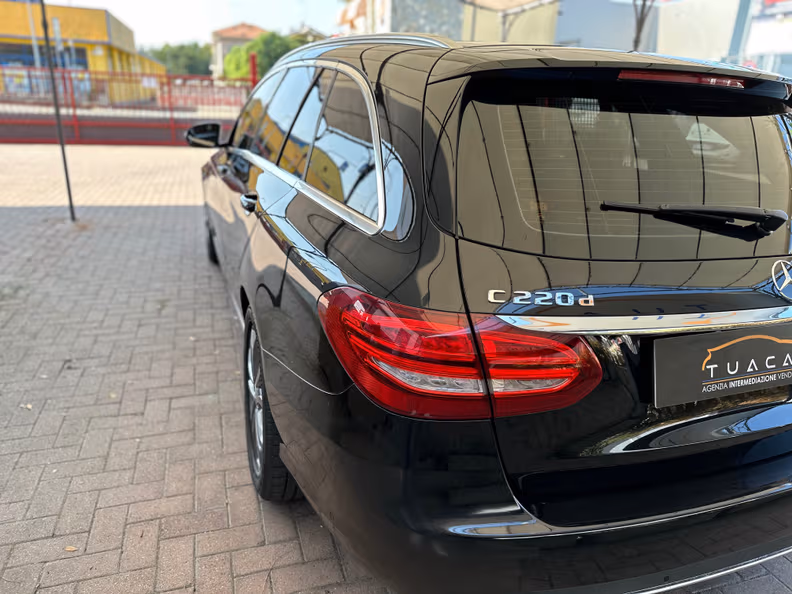 Mercedes-Benz C-Class - 35