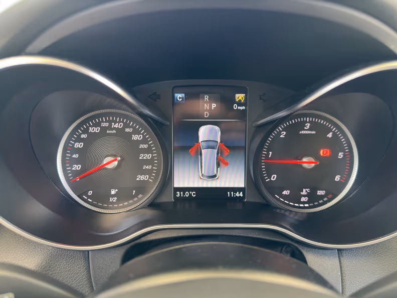 Mercedes-Benz C-Class - 21