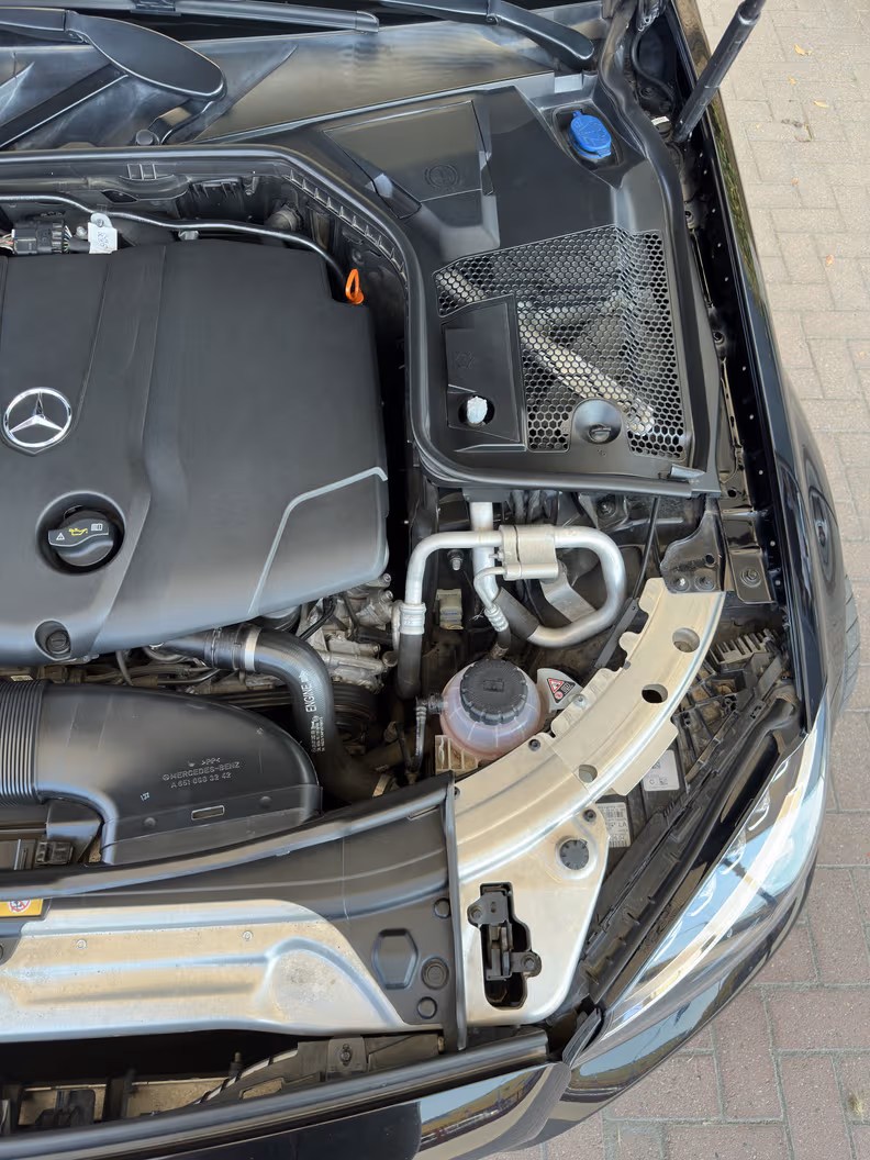 Mercedes-Benz C-Class - 40