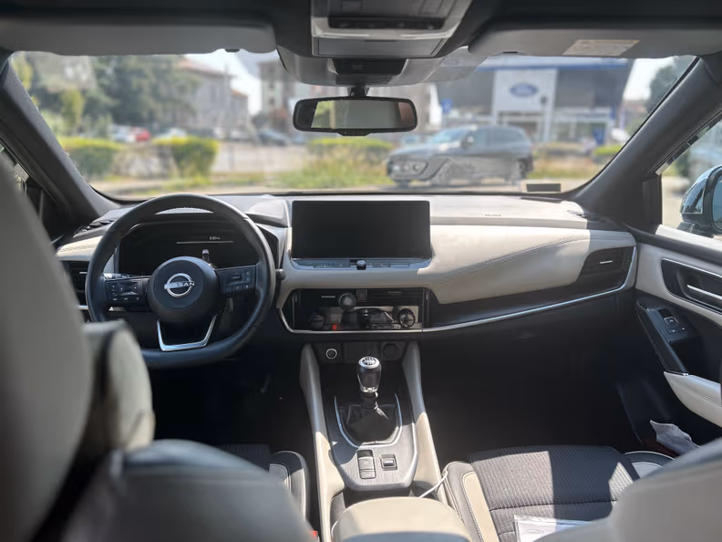 Nissan Qashqai - 14