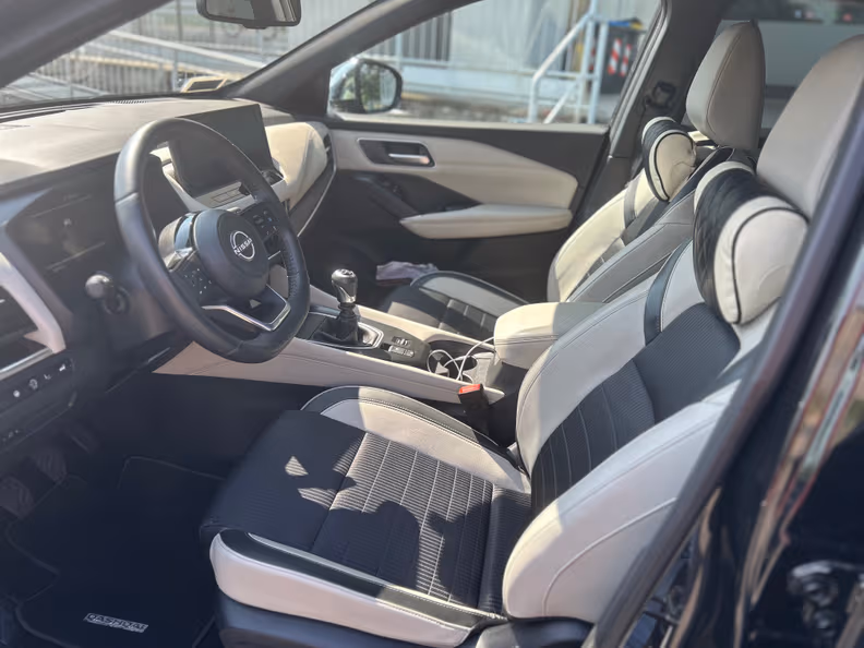 Nissan Qashqai - 12