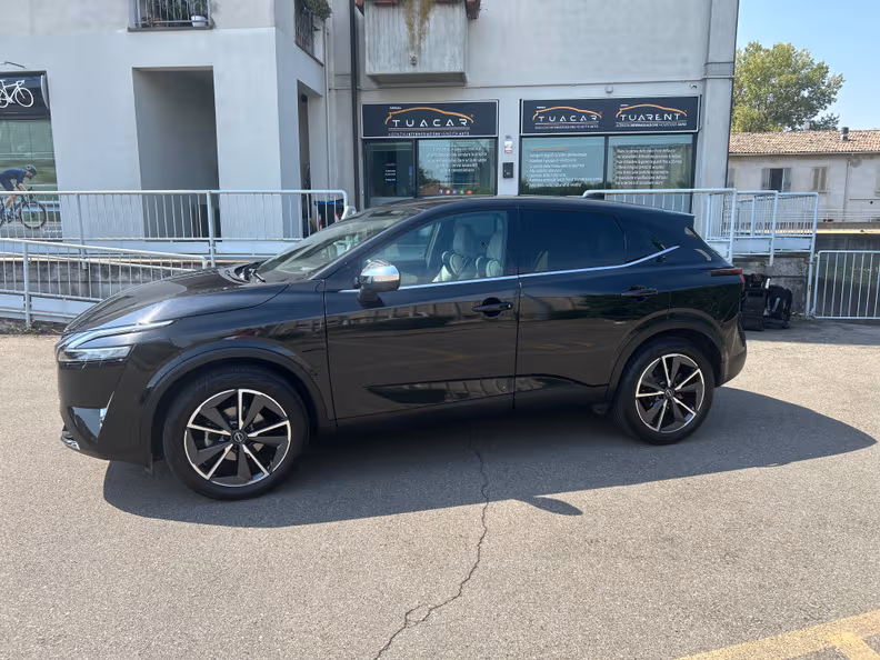 Nissan Qashqai - 2