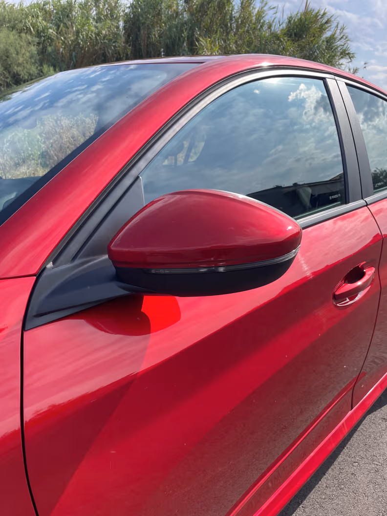 Peugeot 208 - 9