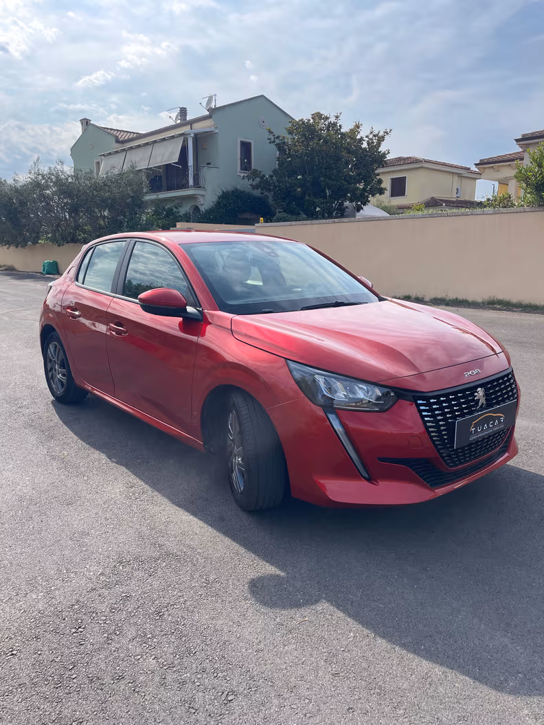 Peugeot 208 - 3