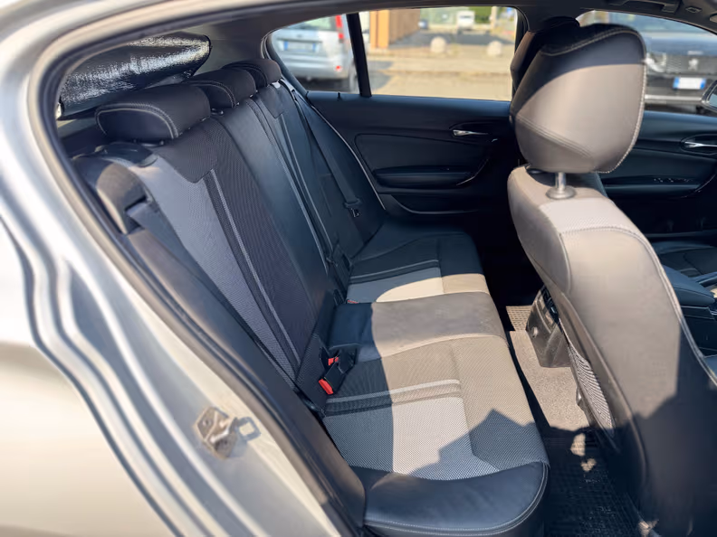 BMW 1 series - 24