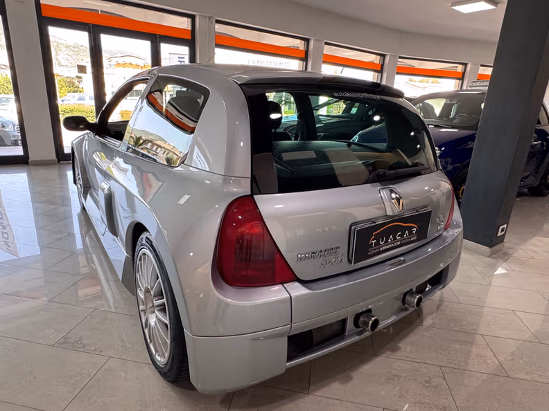 Renault Clio - 6
