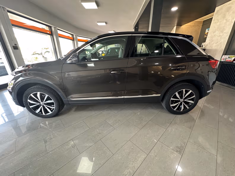 Volkswagen T-ROC - 2
