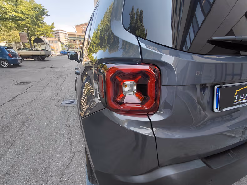 Jeep Renegade - 22