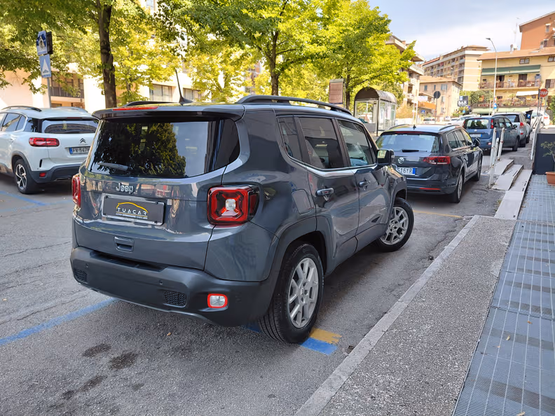 Jeep Renegade - 4