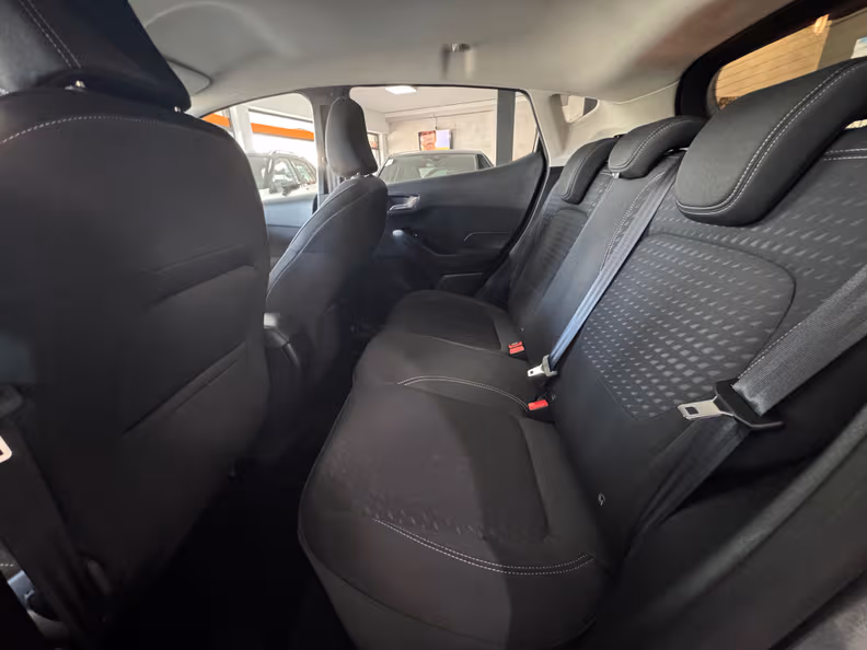 Ford Fiesta - 8