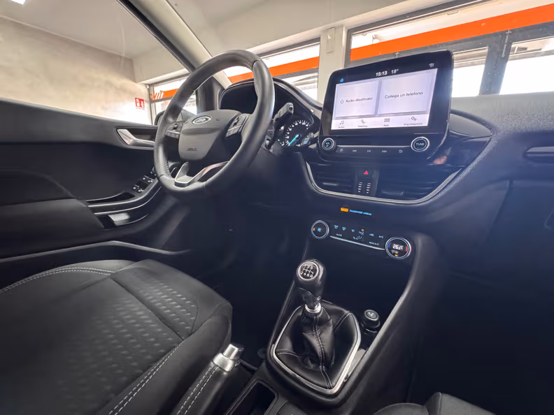 Ford Fiesta - 10