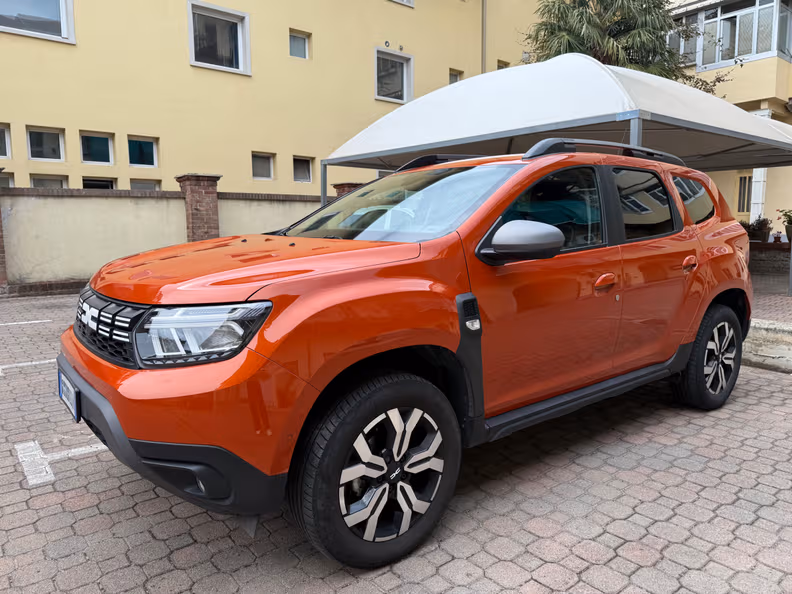 Dacia Duster - 1