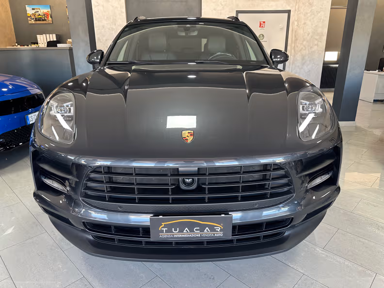 Porsche Macan - 8