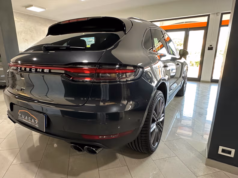 Porsche Macan - 5
