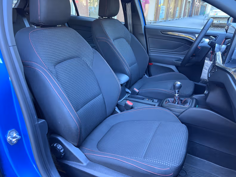 Ford Focus - 12