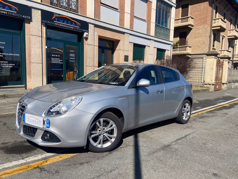 Alfa Romeo Giulietta - 1