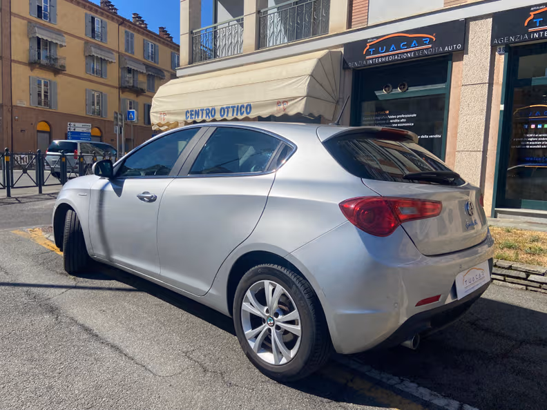 Alfa Romeo Giulietta - 7