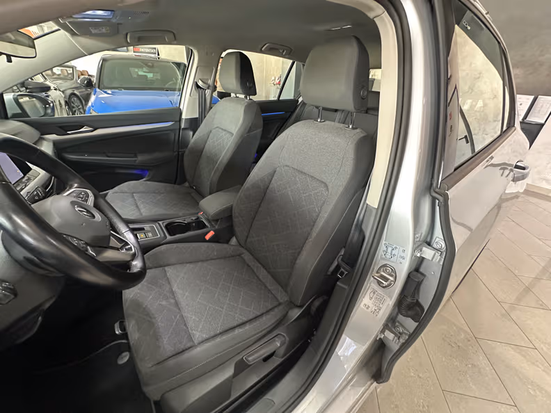 Volkswagen Golf - 14
