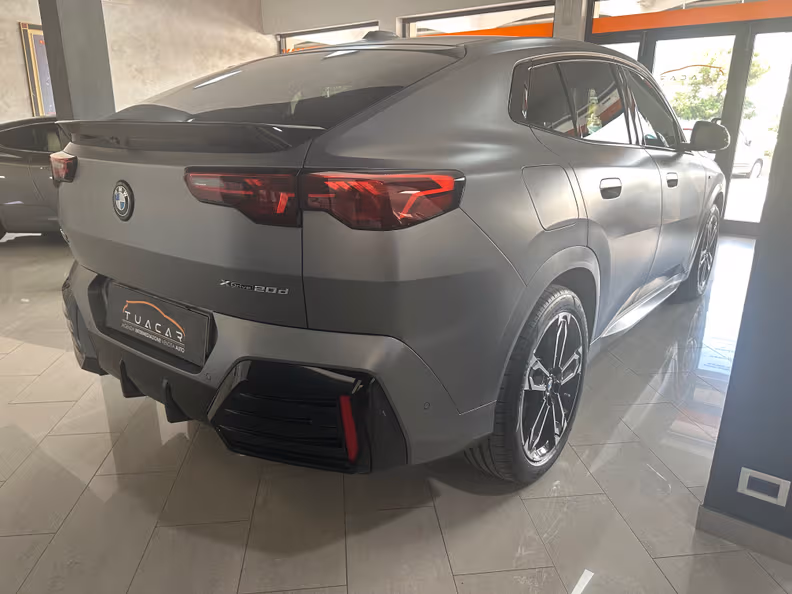 BMW X2 - 5