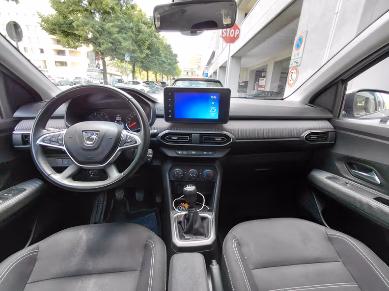 Dacia Sandero - 9