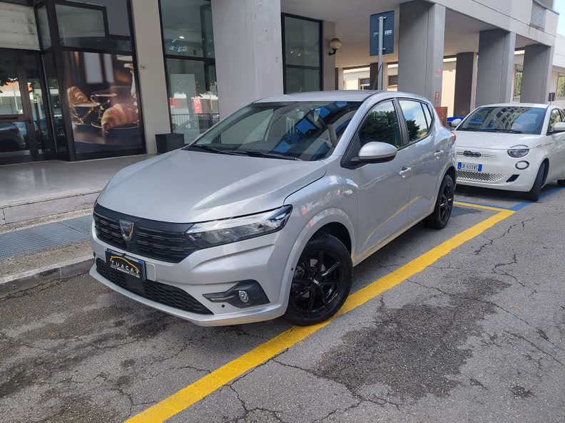 Dacia Sandero - 1