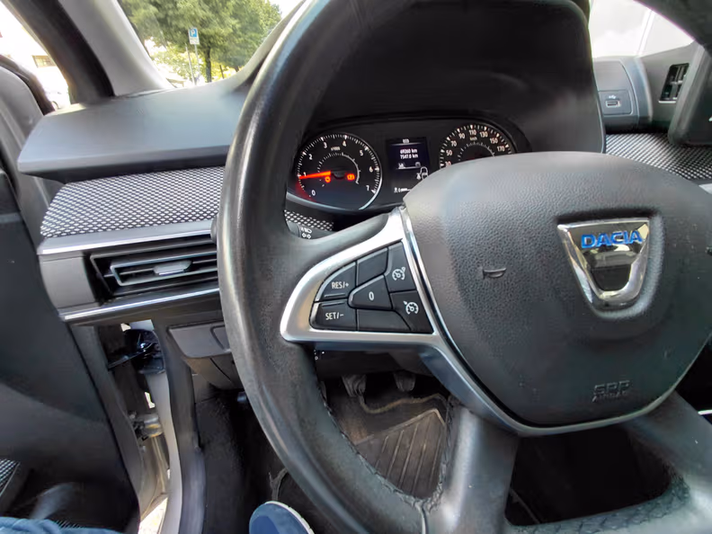 Dacia Sandero - 20