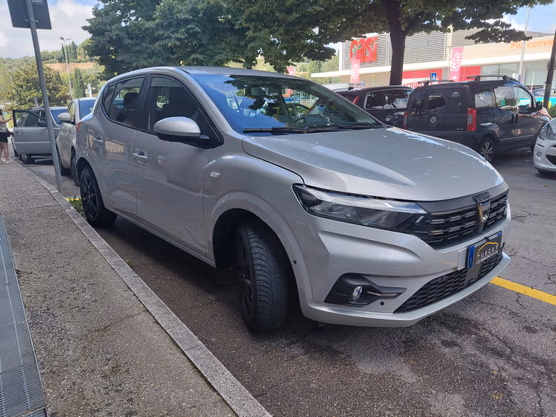 Dacia Sandero - 3