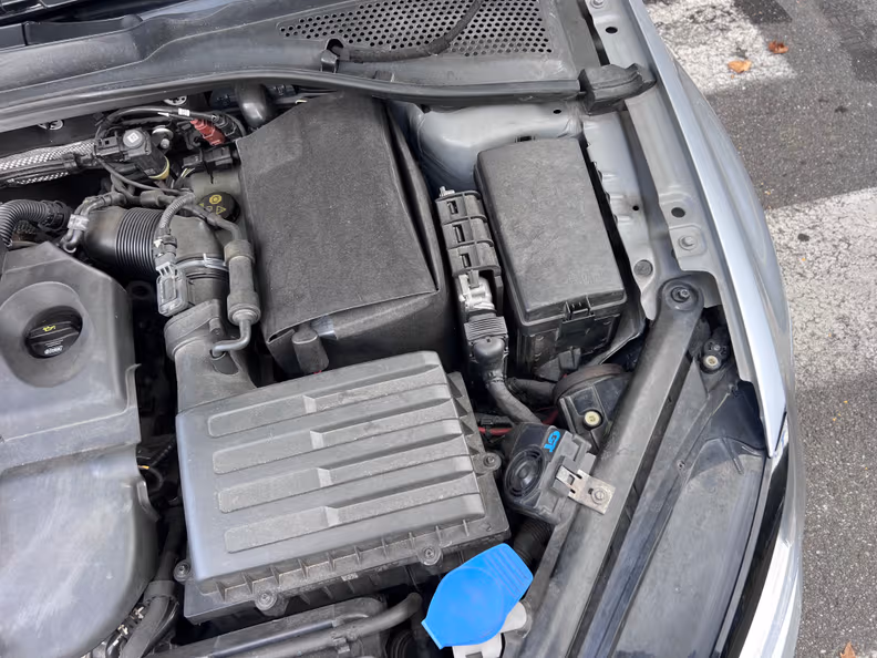 Volkswagen Golf - 26