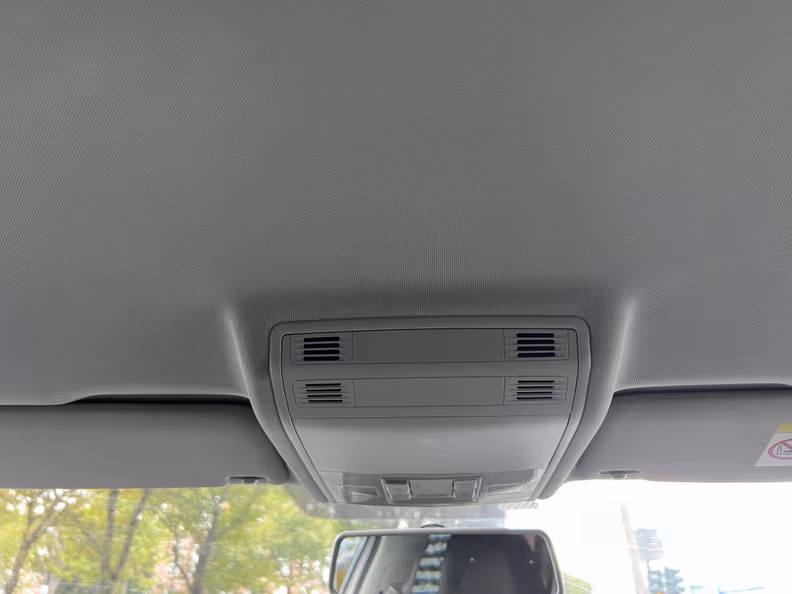 Volkswagen Golf - 25
