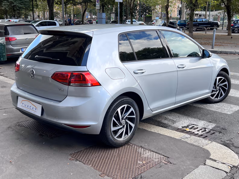 Volkswagen Golf - 4