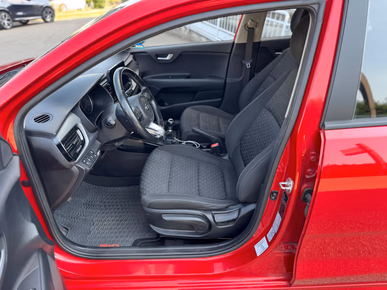 Kia Rio - 19