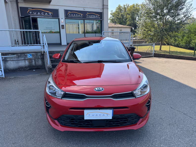Kia Rio - 8