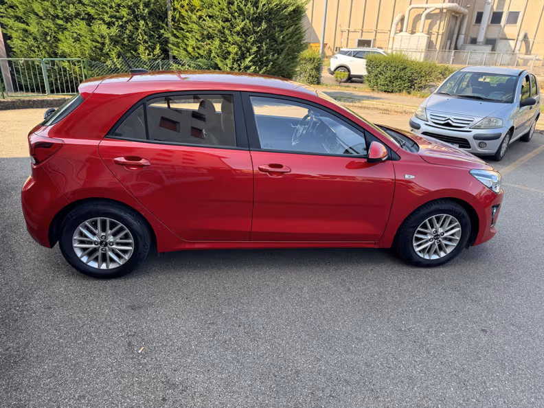 Kia Rio - 6