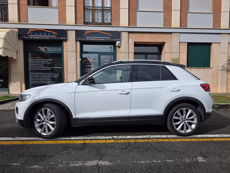 Volkswagen T-ROC - 29