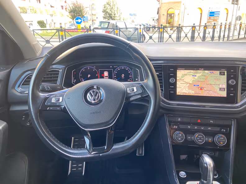 Volkswagen T-ROC - 9