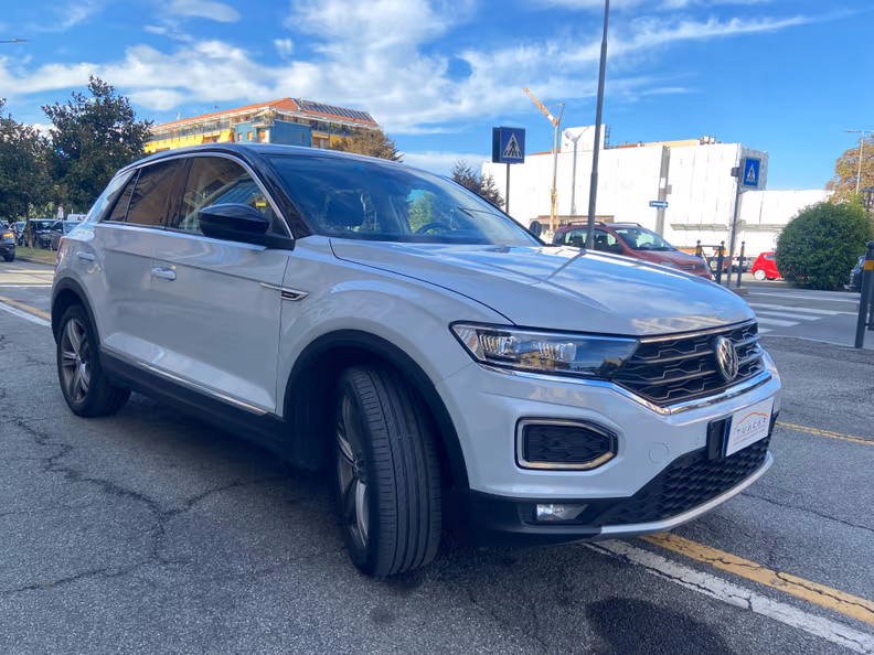 Volkswagen T-ROC - 3