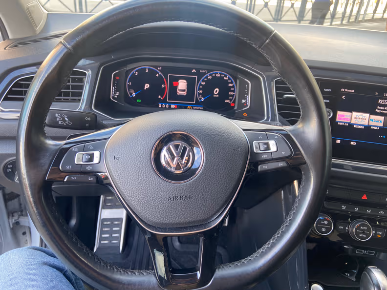 Volkswagen T-ROC - 13