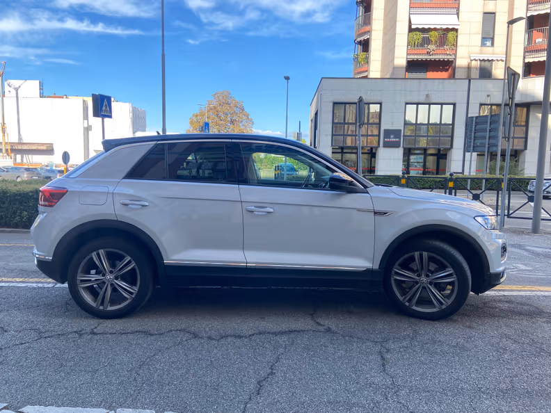 Volkswagen T-ROC - 23