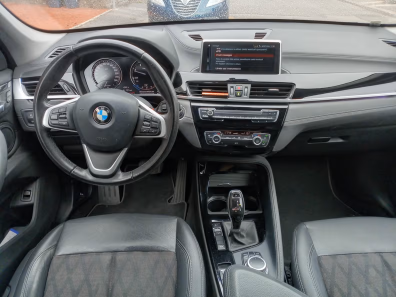 BMW X1 - 18