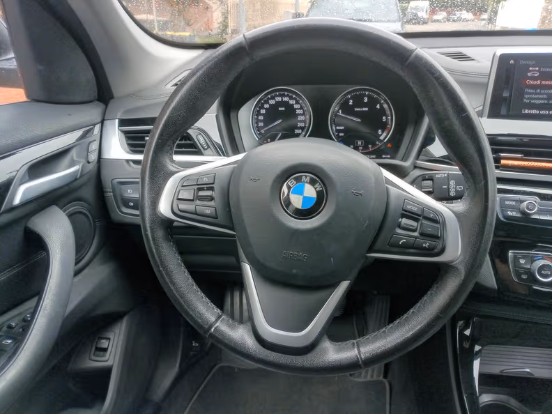 BMW X1 - 26