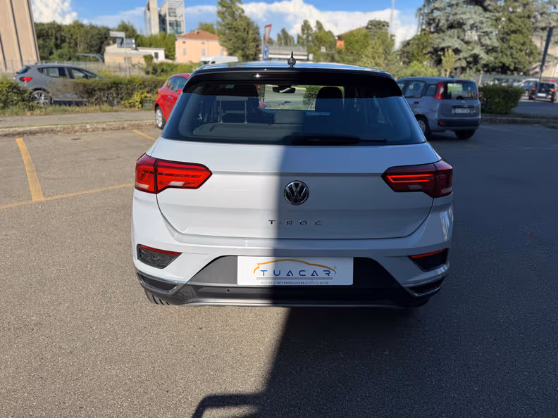 Volkswagen T-ROC - 16