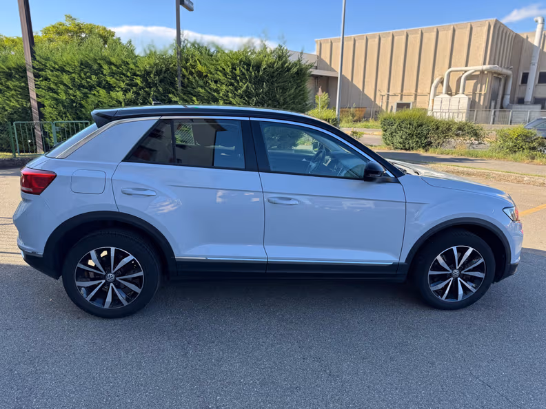 Volkswagen T-ROC - 10