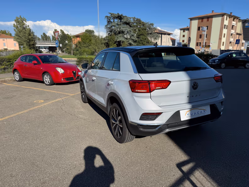 Volkswagen T-ROC - 8