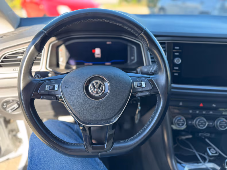 Volkswagen T-ROC - 9