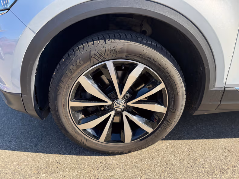 Volkswagen T-ROC - 23